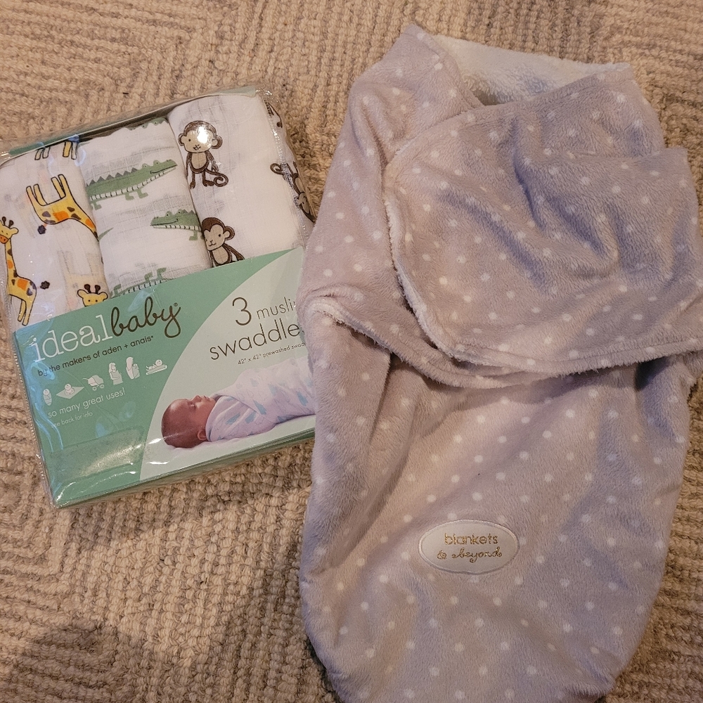 Baby swaddles